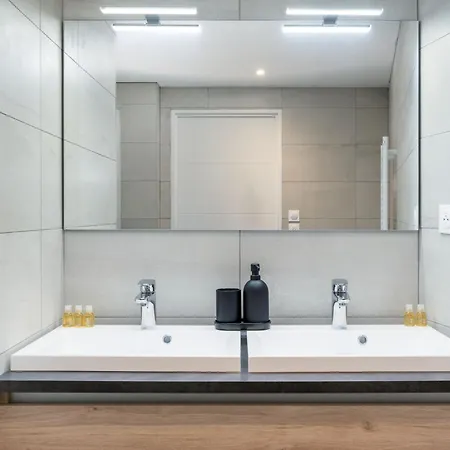 Les Cocons Montchat Apartment *