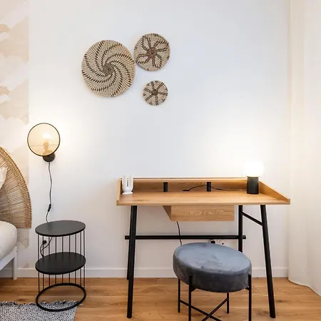 Les Cocons Montchat Apartamento *